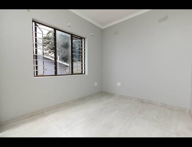 3 BEDROOM FLAT TO LET IN WARNER BEACH